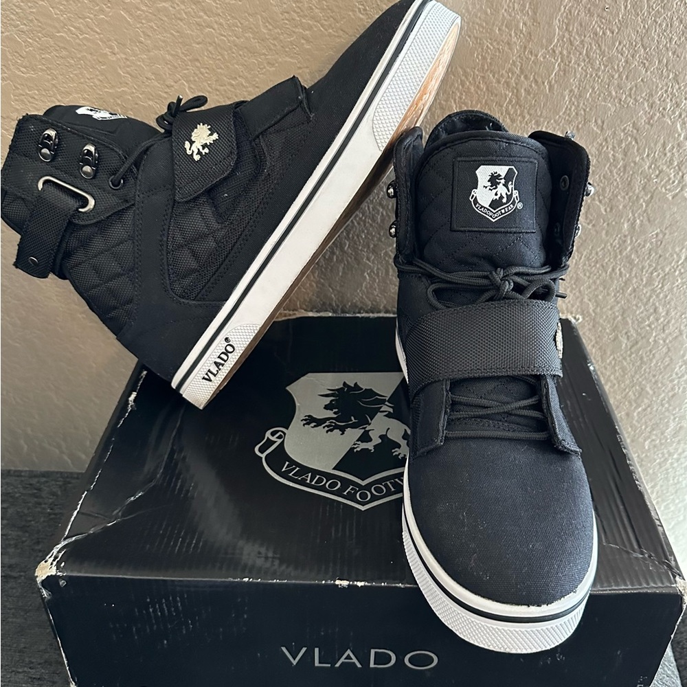Vlado Atlas 2 High top sneaker Black/white Size US10.5